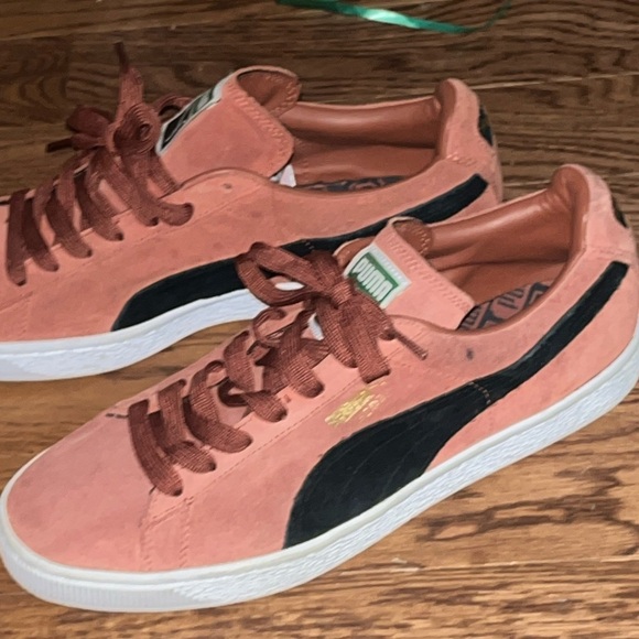 PUMA Men's Suede Classic Fashion Sneakers, Arabian Spice/Black, 10.5 US - Picture 6 of 8